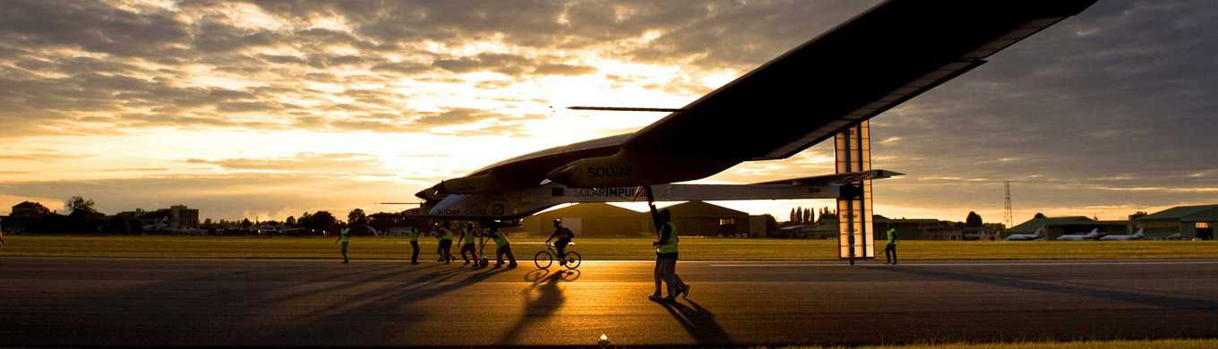 SolarImpulse HB-SIA / Avion solaire