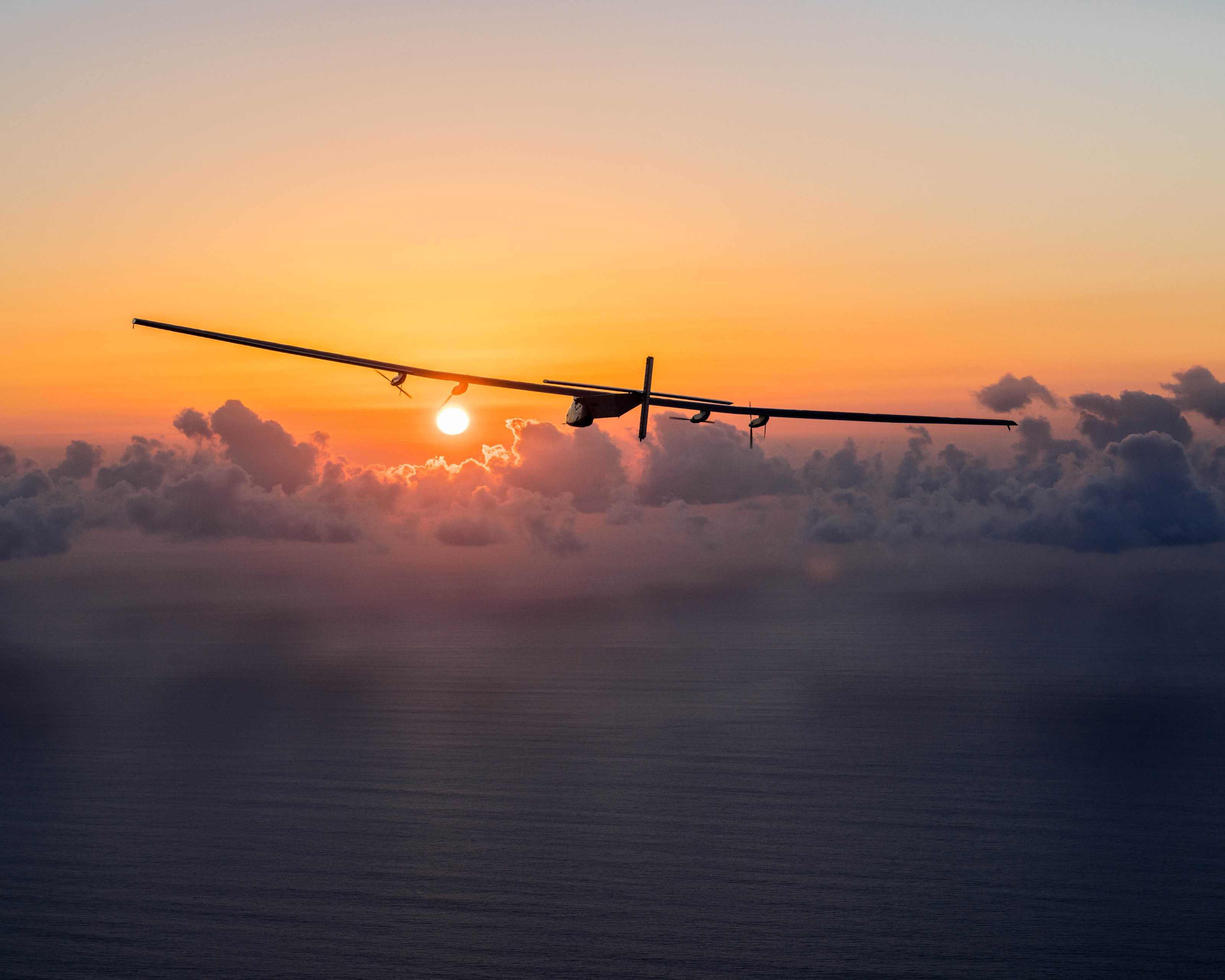 BG_SolarImpulse2_20160226_RTW_Maintenance_Flight_Hawaii_JeanRevillard-15 | © Jean Revillard