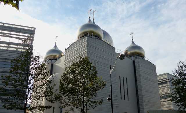 The Russian Orthodox Spiritual and Cultural Center / Domes