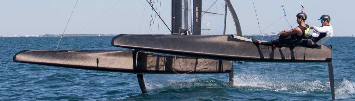 Class C Hydros / Catamaran à foil et aile rigide